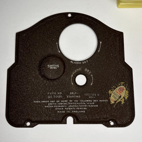 Vintage, Art Deco style, Yellow Bakelite, Smiths Sectric Electric Alarm Clock. - Picture 3 of 7